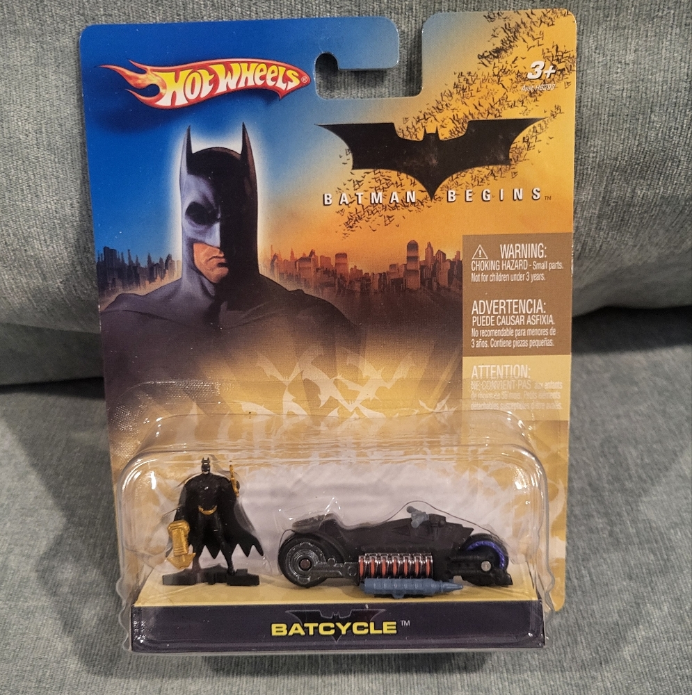 Hotwheels Batman Begins Batcycle 2006